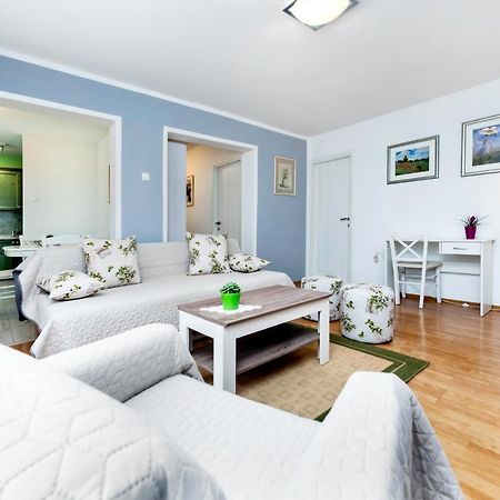 Apartman Oly Rovinj Zewnętrze zdjęcie