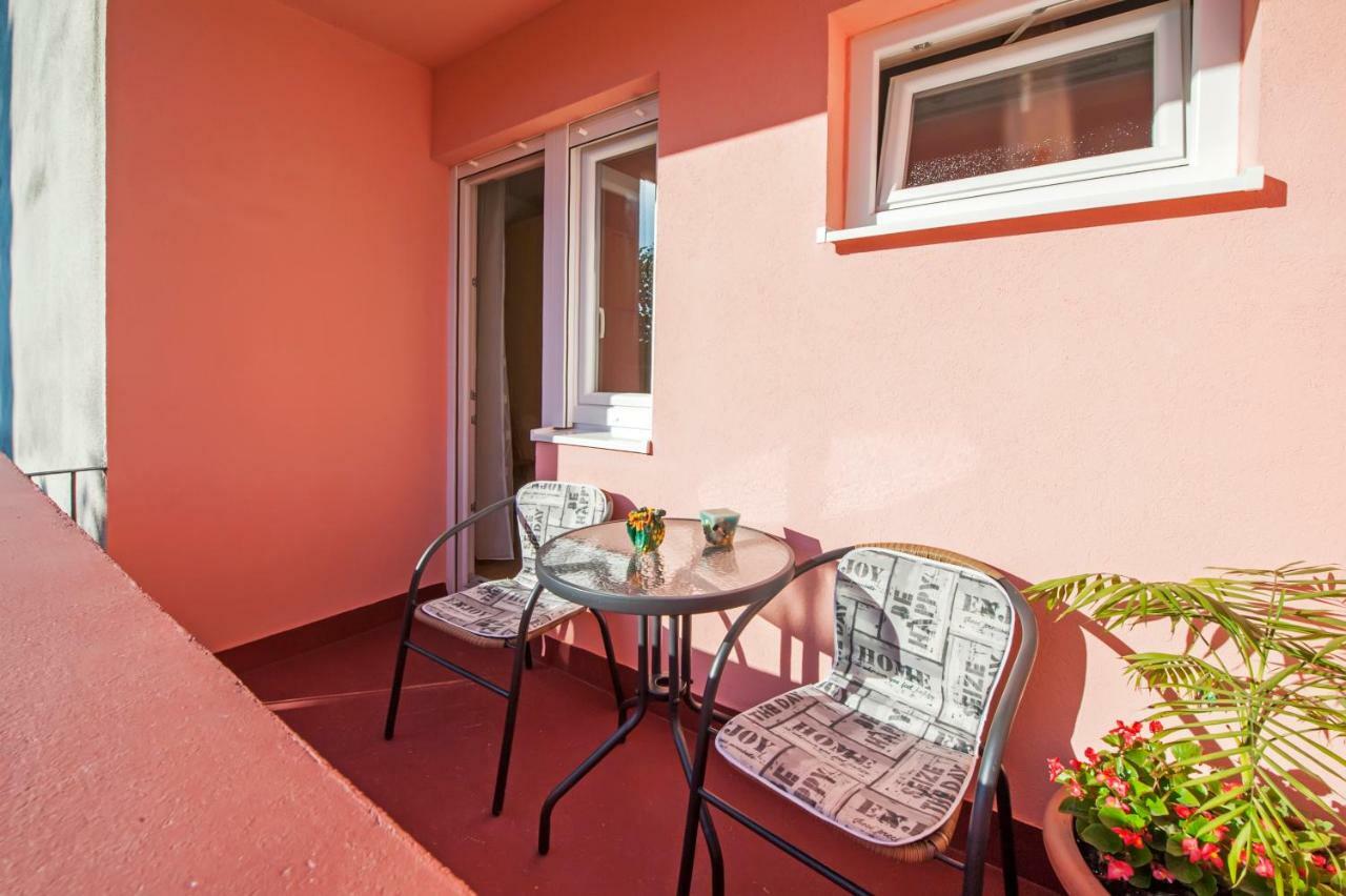 Apartman Oly Rovinj Zewnętrze zdjęcie